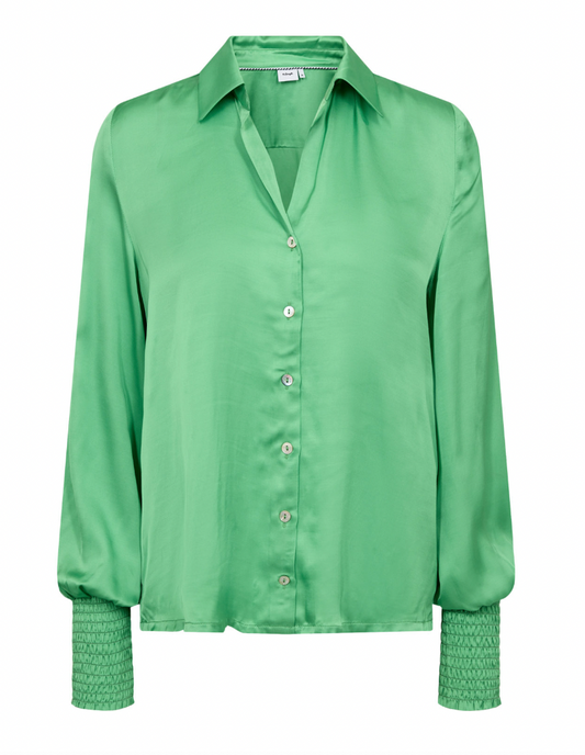 Numph Nusinan viscose blouse in vibrant green