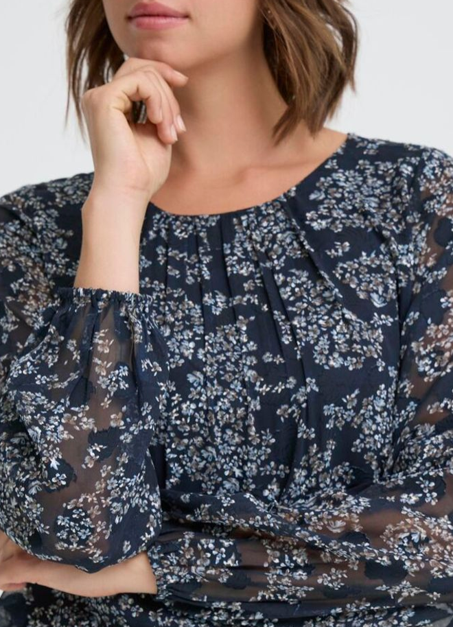 Fransa Chay blousey top in navy and white