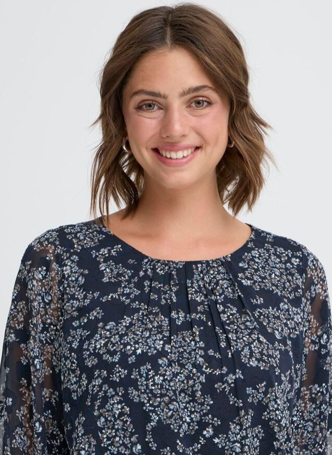 Fransa Chay blousey top in navy and white