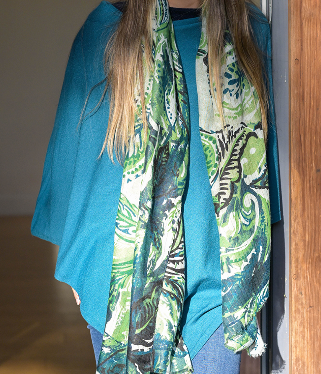 POM Green mix paisley leaf scarf
