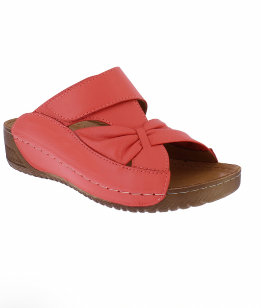 Adesso Lexi leather mule in watermelon
