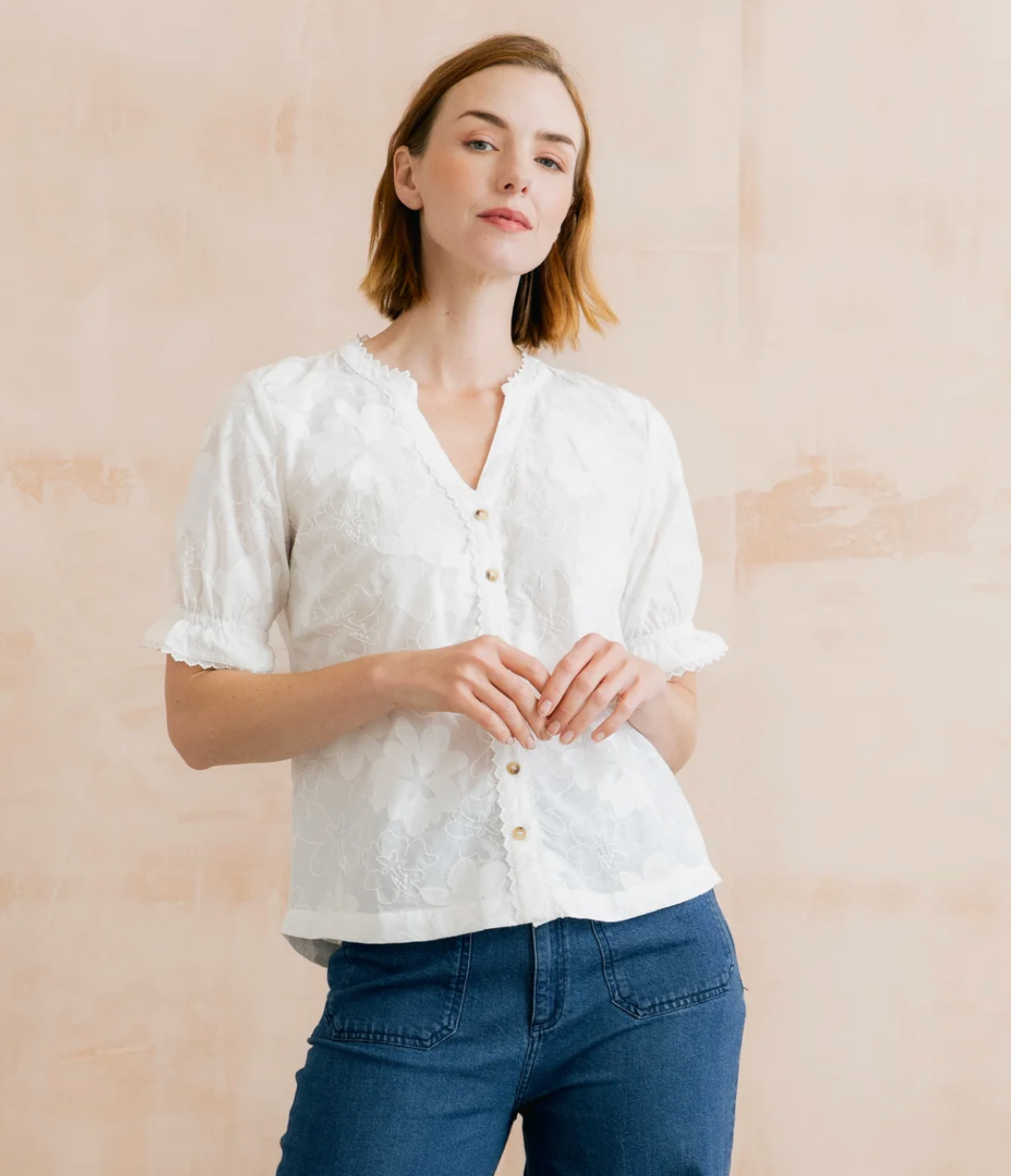 Lily & Me Pintail blouse with big bloom in white - [shop_name Strathaven] [womens clothing]