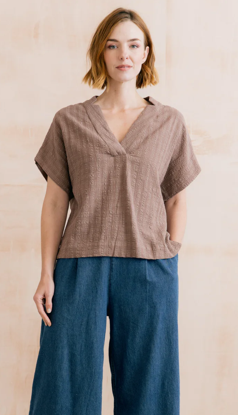 Lily & Me Orchard top in mocha - [shop_name Strathaven] [womens clothing]