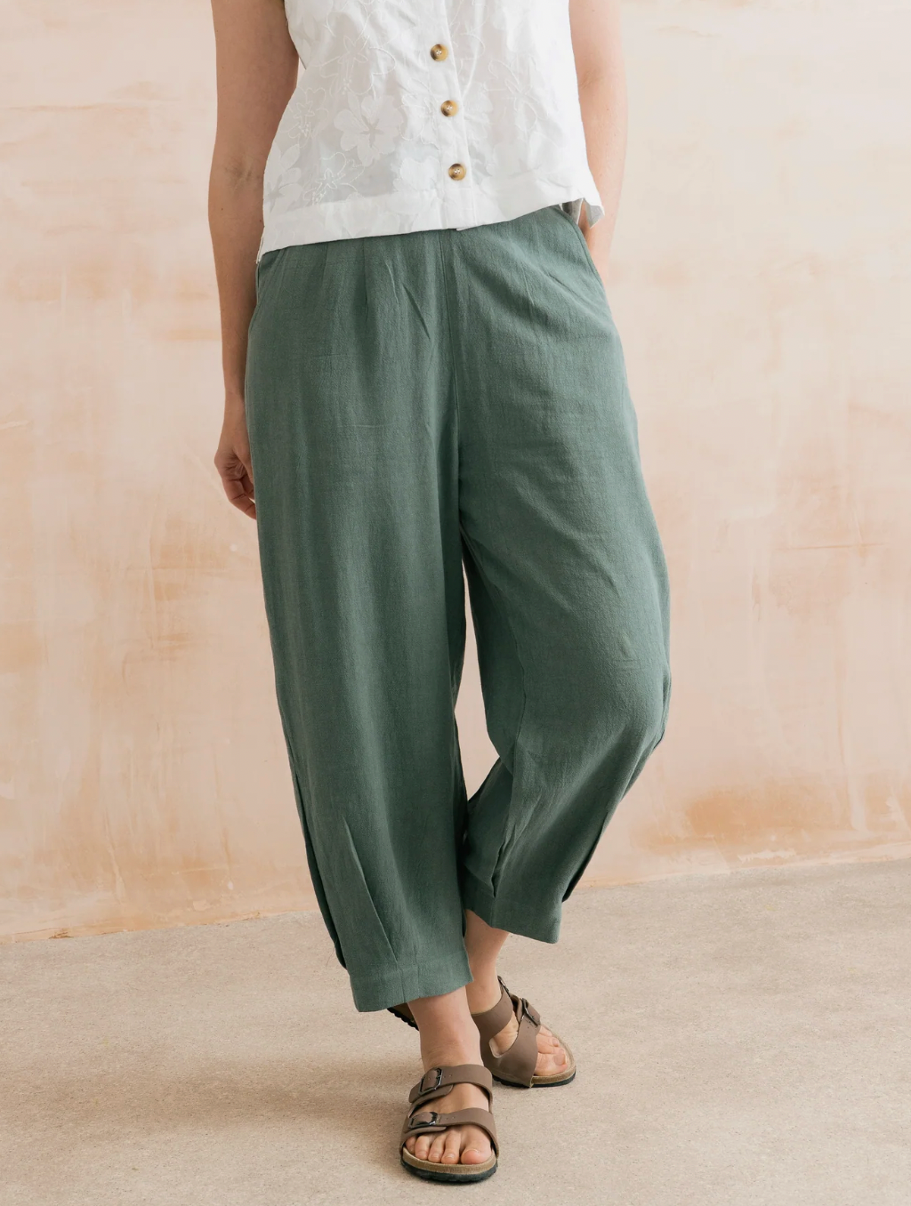 Lily & Me Sail linen blend cropped trousers in laurel green - [shop_name Strathaven] [womens clothing]