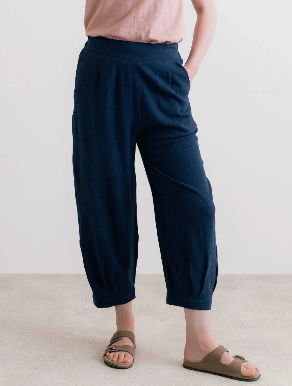 Lily & Me Sail linen blend cropped trousers in navy - [shop_name Strathaven] [womens clothing]