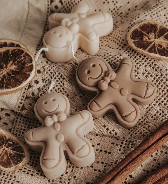 Gingerbread scented boxed Christmas candle - [shop_name Strathaven] [womens clothing]