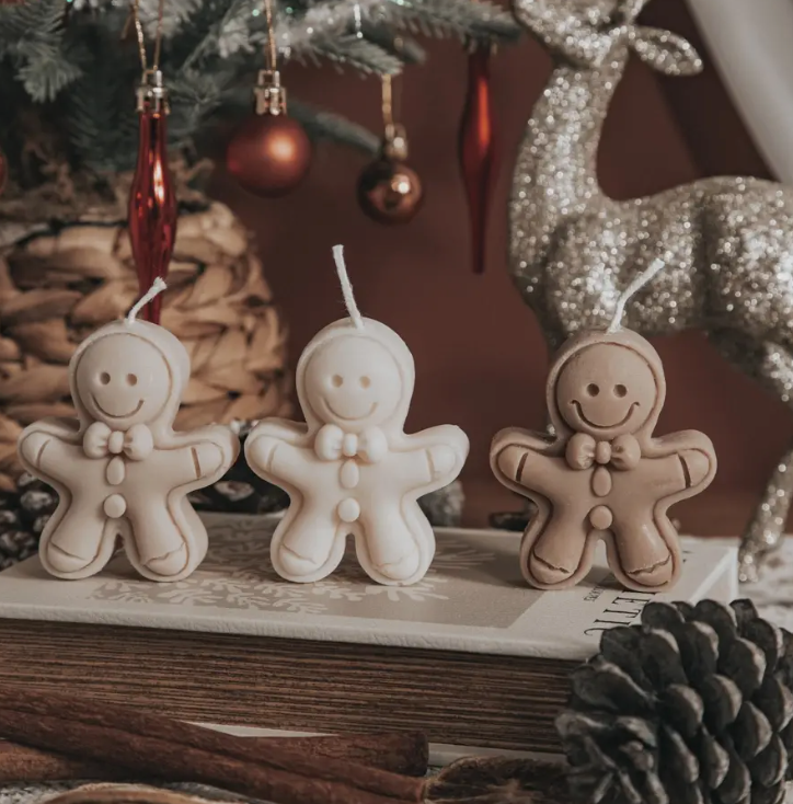 Gingerbread scented boxed Christmas candle - [shop_name Strathaven] [womens clothing]
