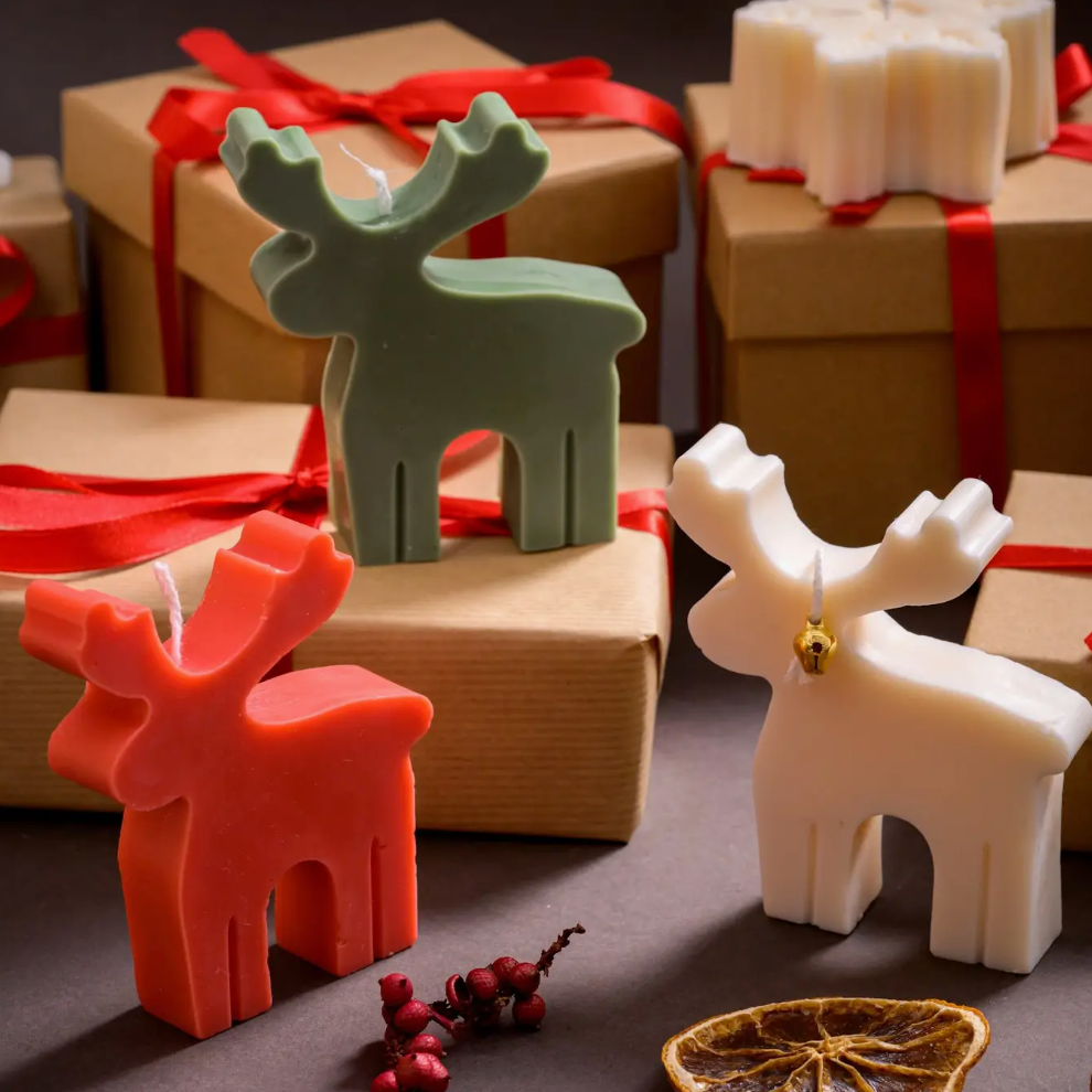 Reindeer shaped boxed candle with baked cinnamon bun scent - [shop_name Strathaven] [womens clothing]