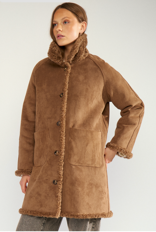 Numph Numinda reversible jacket in dachshund - [shop_name Strathaven] [womens clothing]
