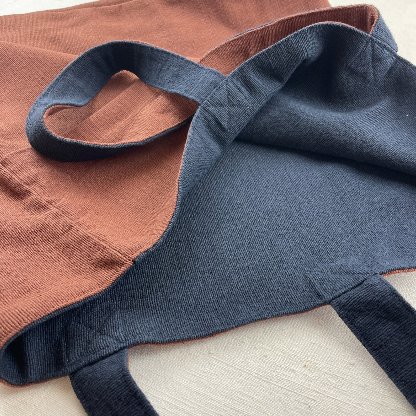 Aura Que Ukso Reversible cotton tote bag