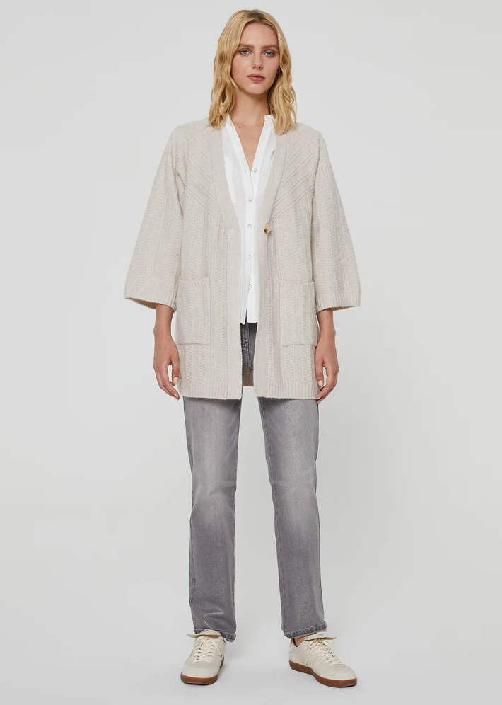 Paz Torras Chaqueta tricot beige cardigan with three quarter sleeve