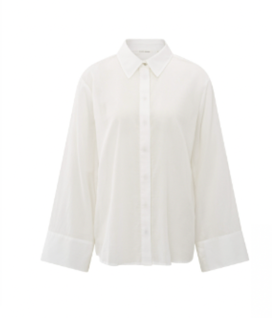 Yaya boyfriend blouse with buttons on back in off white