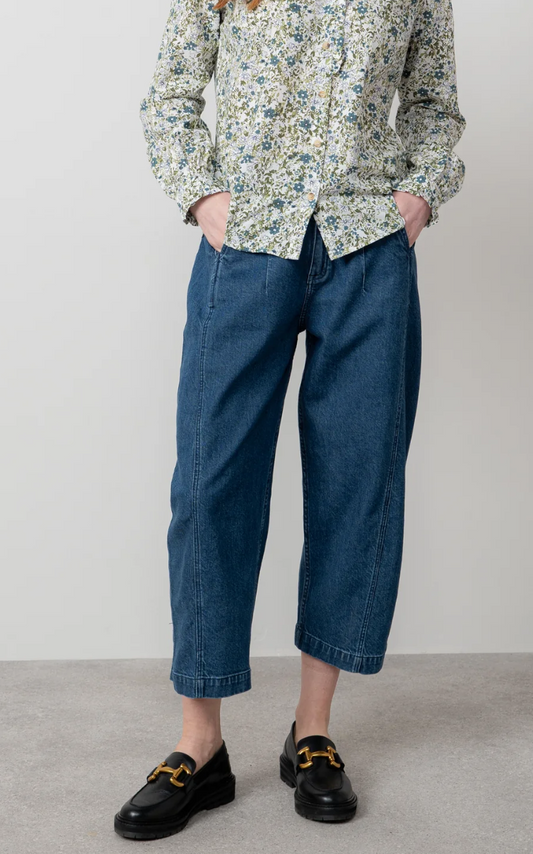 Lily & Me Charlie barrel leg jeans in blue