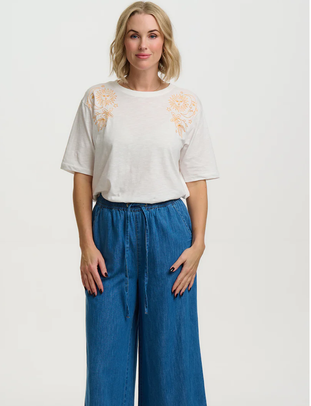 Sugarhill Brighton Kinsley oversized t-shirt - [shop_name Strathaven] [womens clothing]