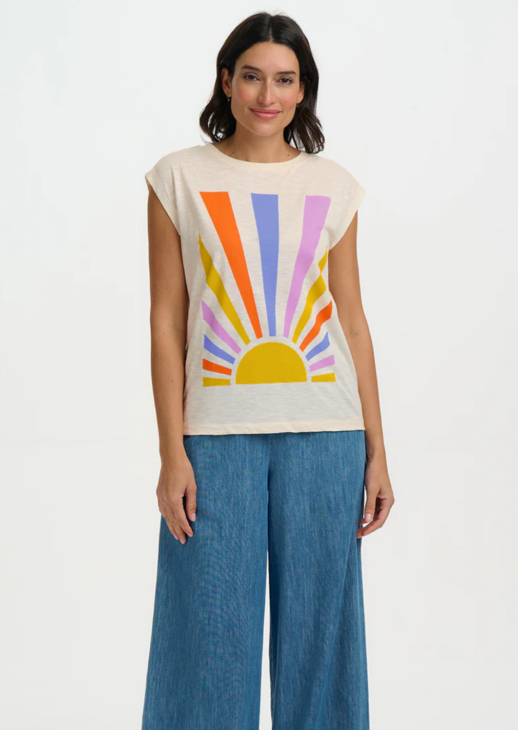 Sugarhill Brighton Chrissy relaxed t-shirt rainbow rays - [shop_name Strathaven] [womens clothing]