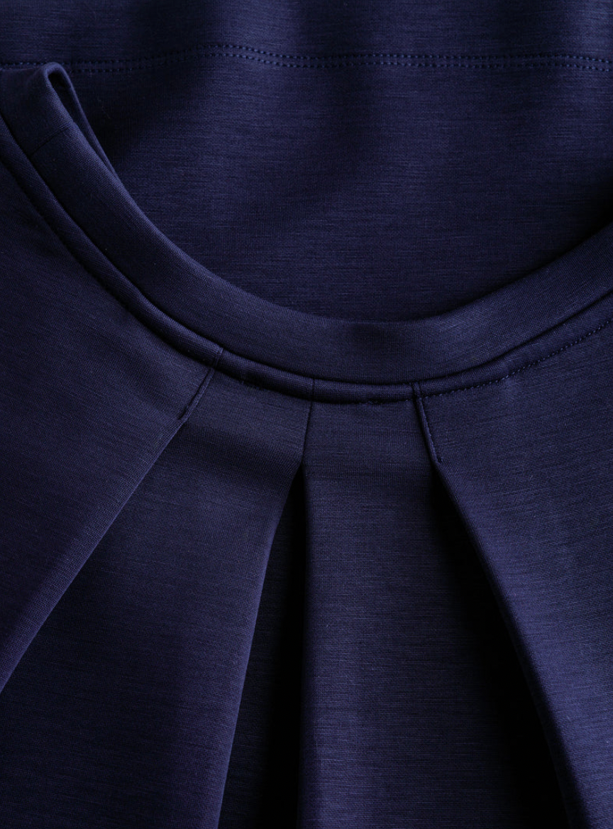 Yest Suna dark blue top with pleated back