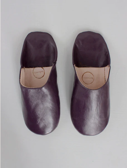 Leather babouche slippers plum